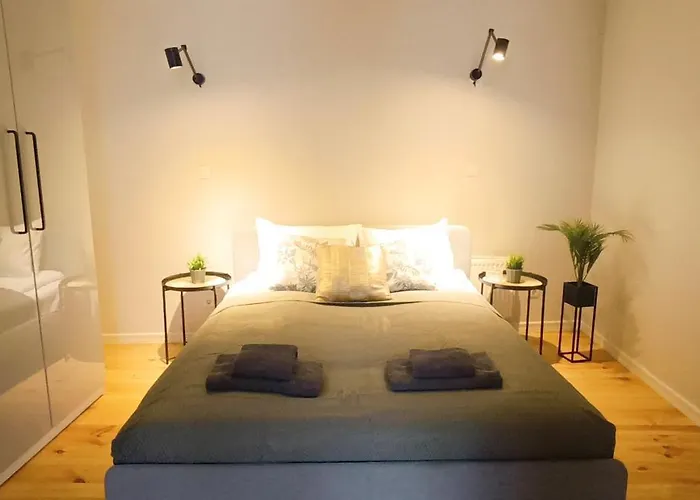 Two Bedroom Charismatic Apartment In The Old Town